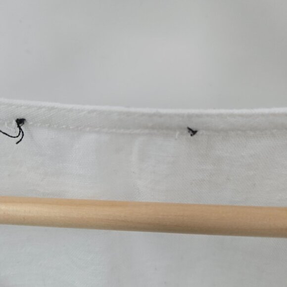 White Embroidered V-Neck Gauze Blouse - Picture 6 of 13